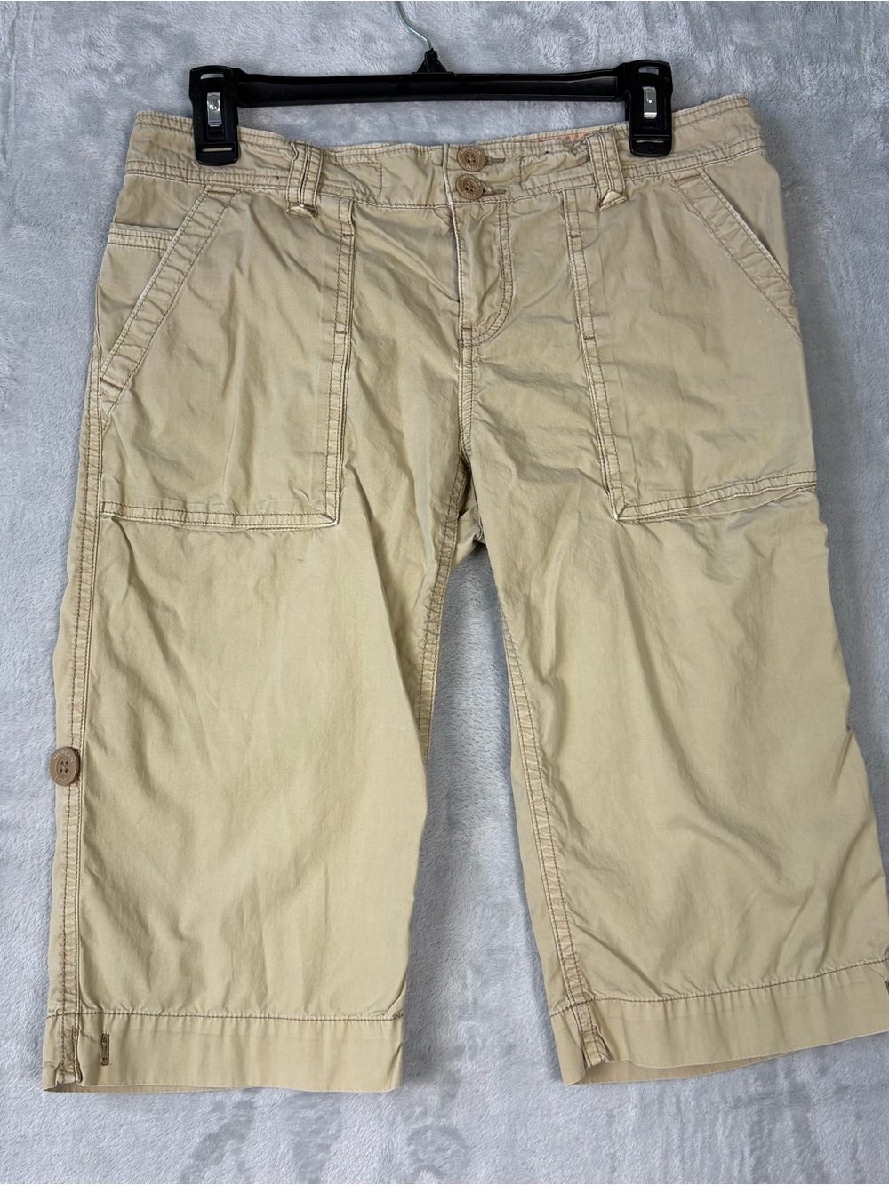 American Eagle Long Shorts Womens Size 4 Beige Khaki Chino 30x15